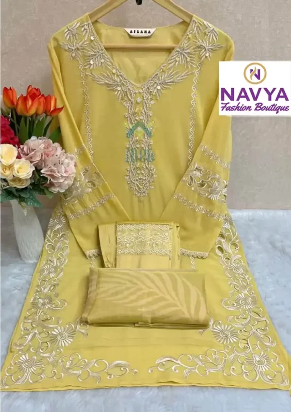Designer Pakistani Suit