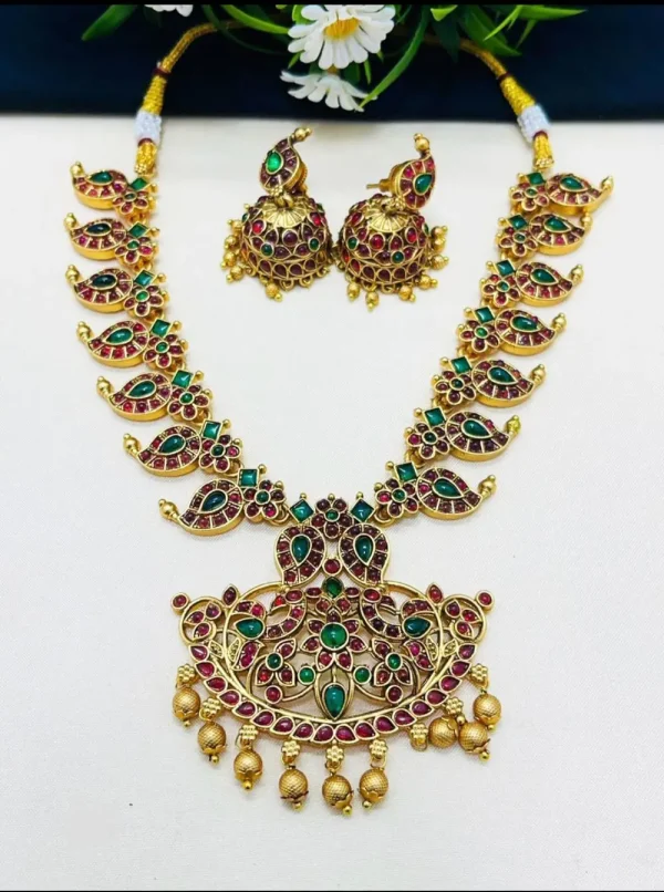 Traditional Necklace Set